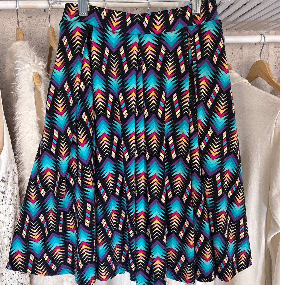Lularoe Women's Size XS Multicolor Arrow Print A Line Flared Skirt #0148